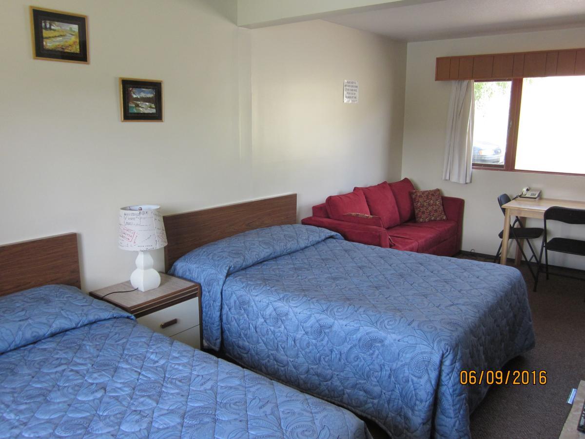 Valleyview Motel Williams Lake Eksteriør billede